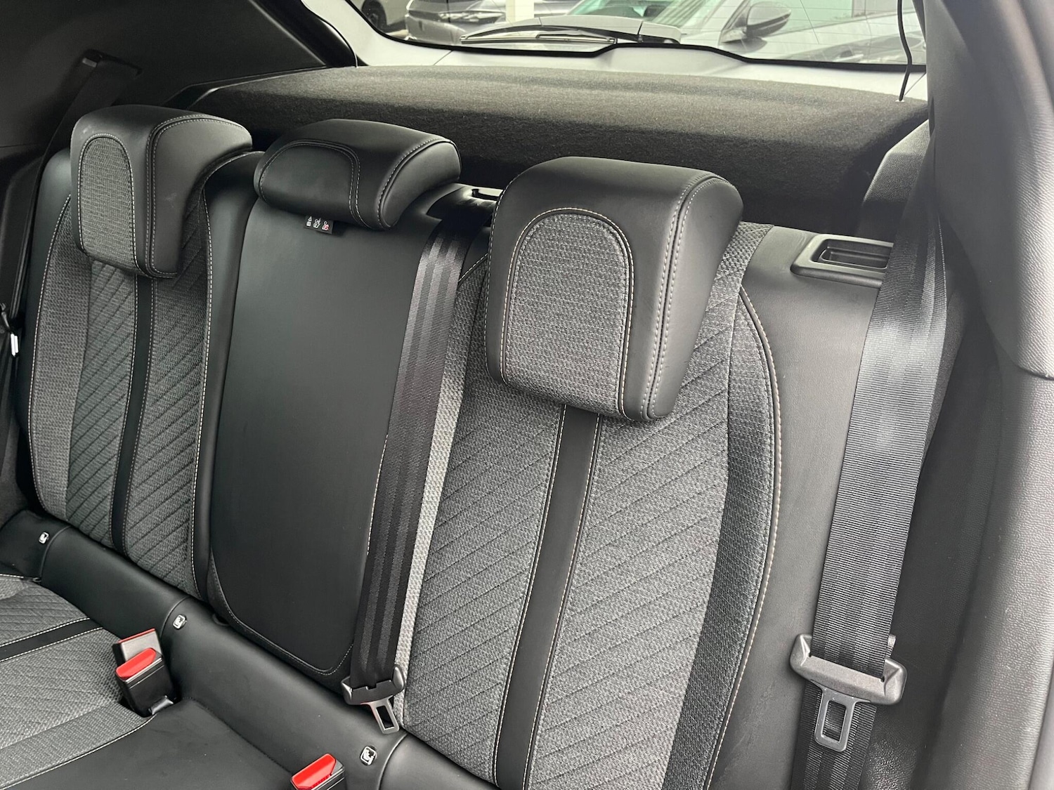 Used Peugeot 2008 2024 for sale - 76270933: Photo 8