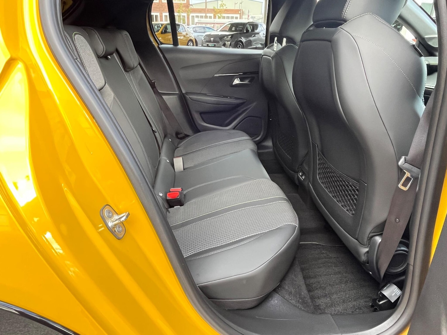 Used Peugeot 208 2022 for sale - 76371326: Photo 32