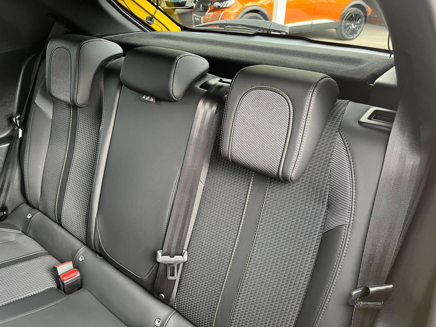 Used Peugeot 208 2022 for sale - 76371326: Photo 8