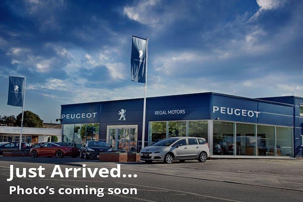Used Peugeot E-2008 2021 for sale - 76307184: Photo 1