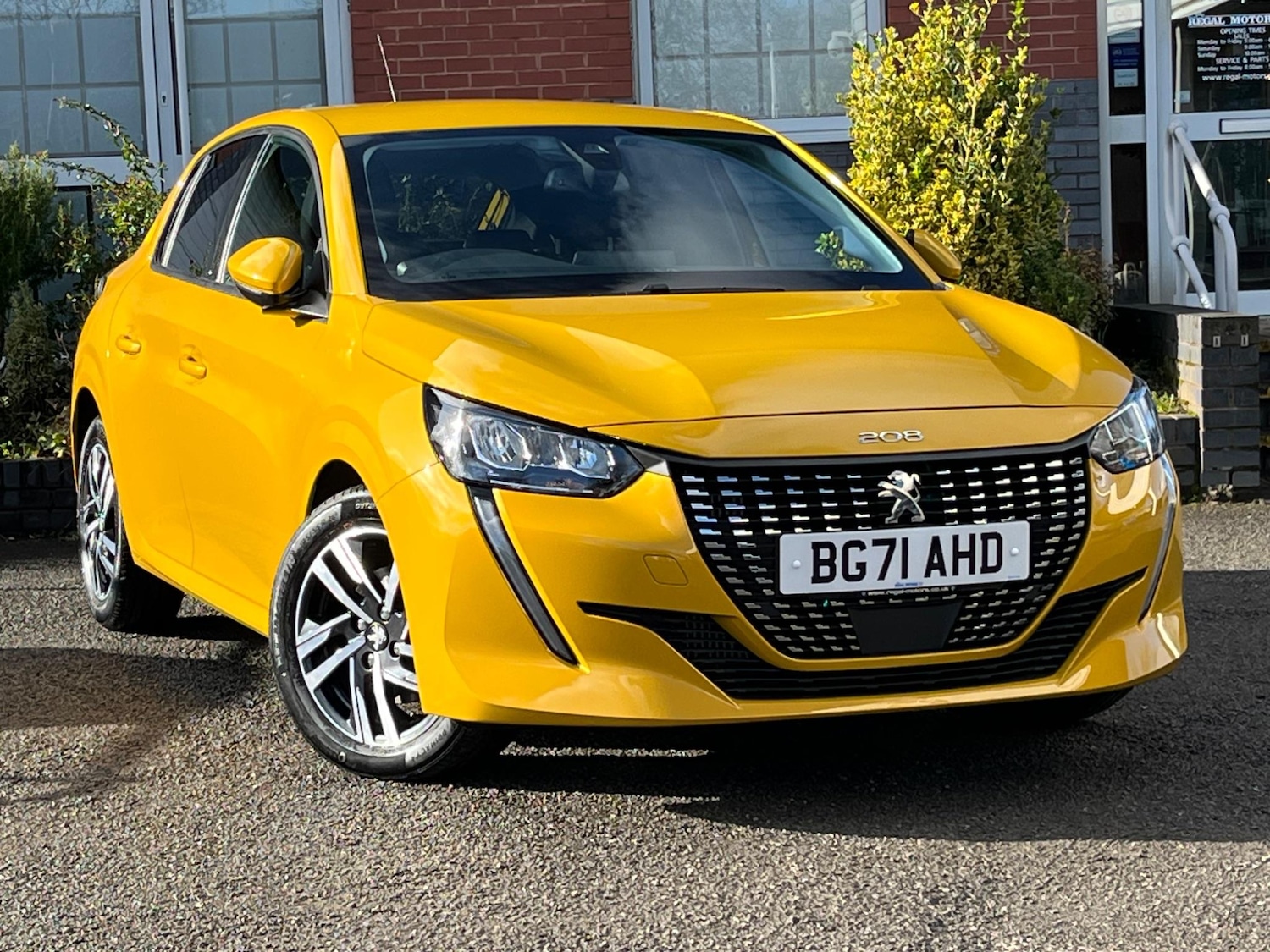 Used Peugeot 208 2021 for sale - 76188562: Photo 2