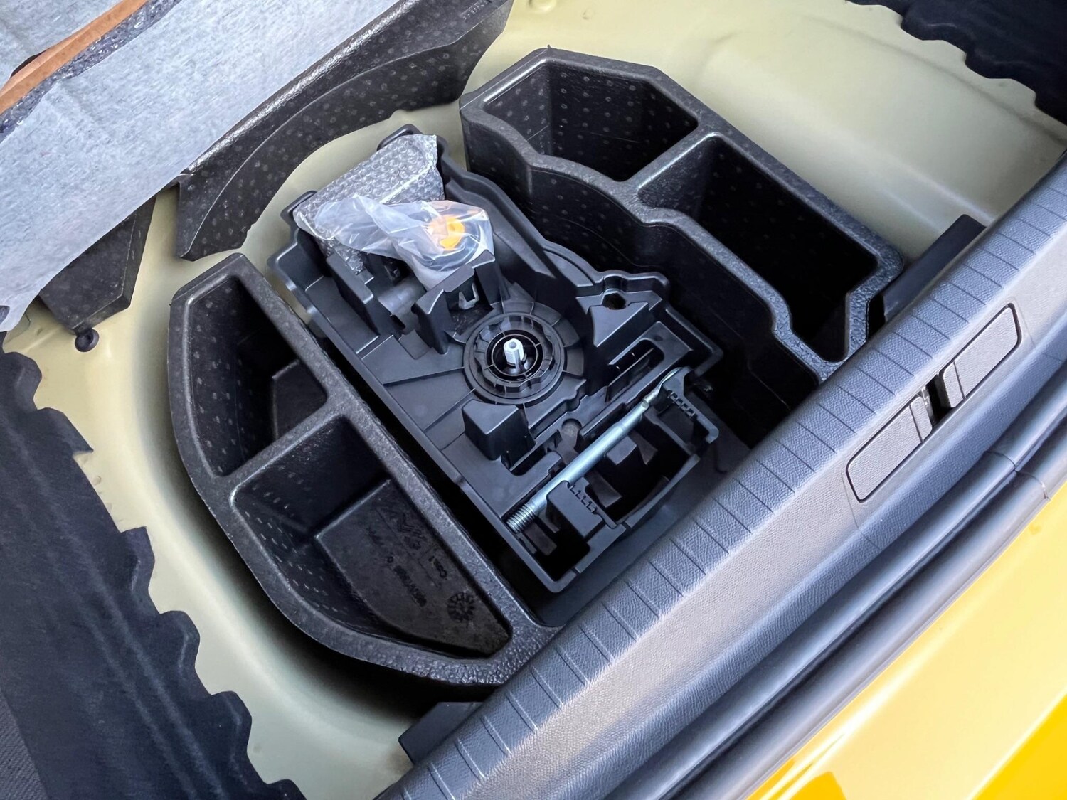 Used Peugeot 208 2021 for sale - 76188562: Photo 64