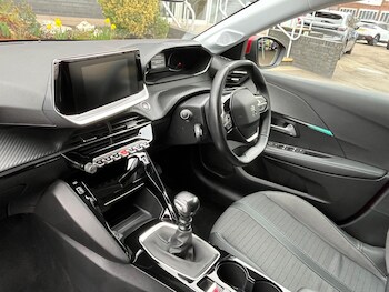 Used Peugeot 208 2021 for sale - 76188561: Photo