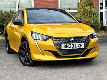 Used Peugeot 208 2023 for sale - 76188799: Photo 2