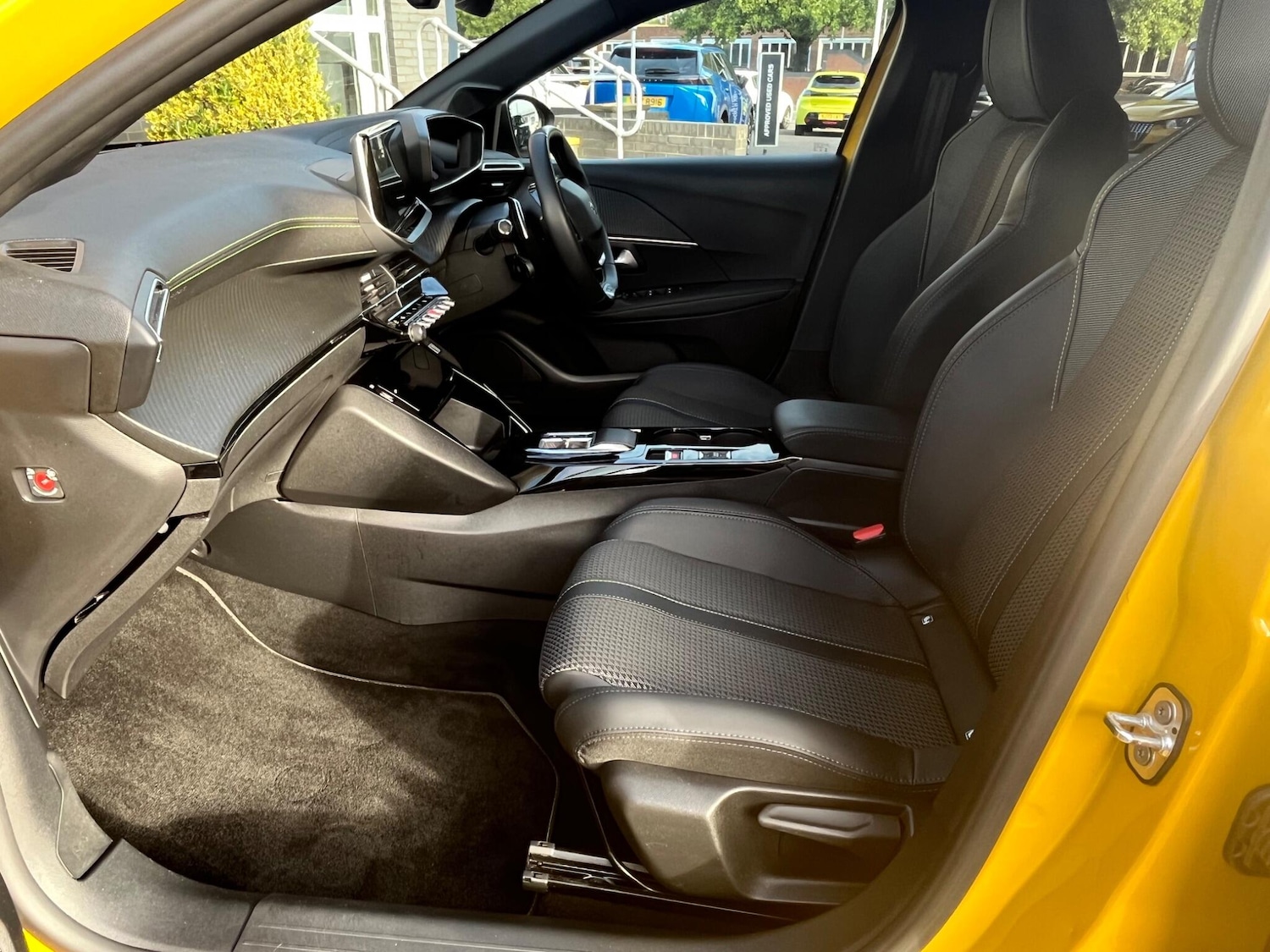 Used Peugeot 208 2023 for sale - 76188799: Photo 48