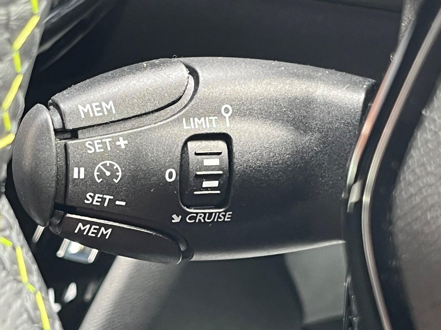 Used Peugeot 208 2023 for sale - 76188799: Photo 51