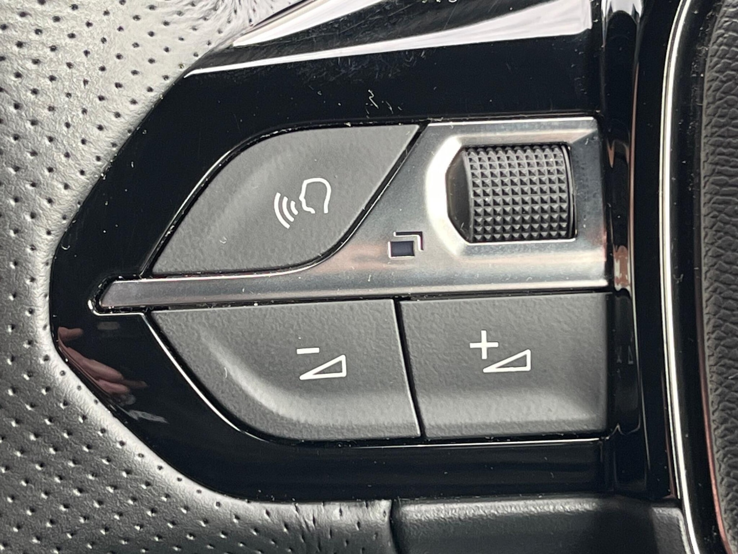 Used Peugeot 208 2023 for sale - 76188799: Photo 55