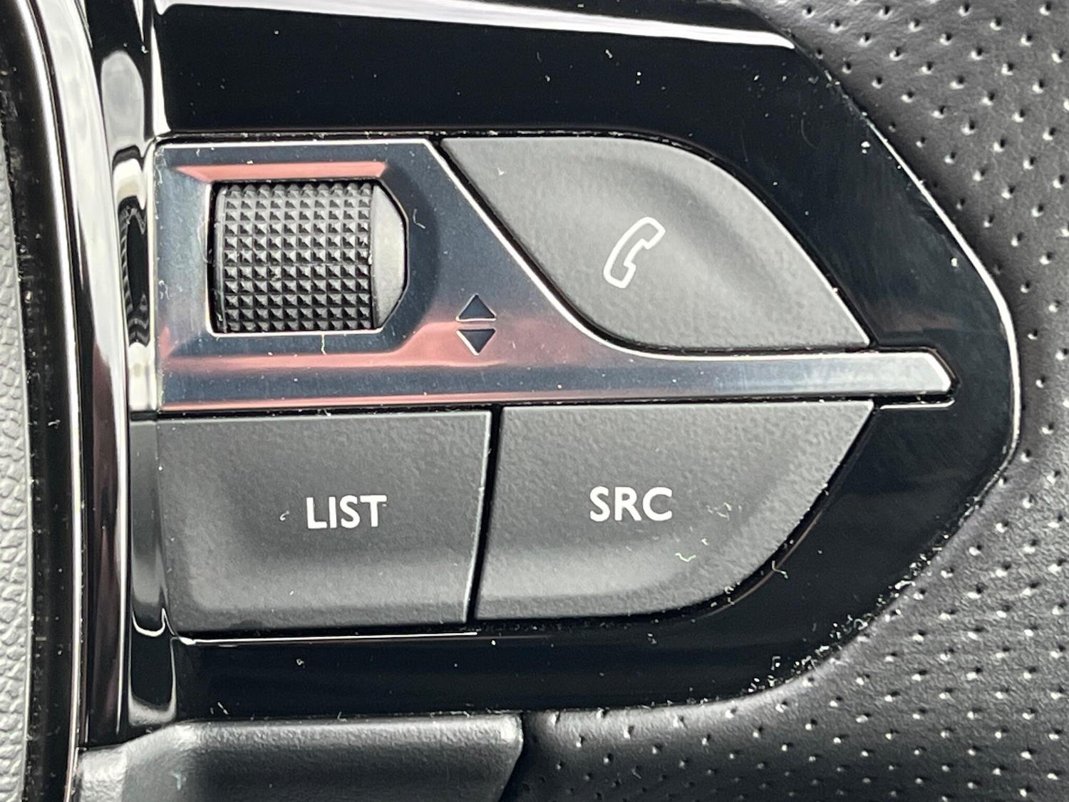 Used Peugeot 208 2023 for sale - 76188799: Photo 57