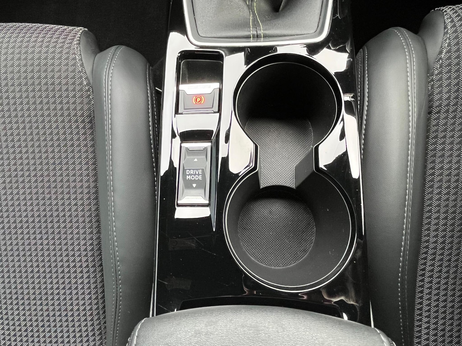 Used Peugeot 208 2020 for sale - 76424254: Photo 42