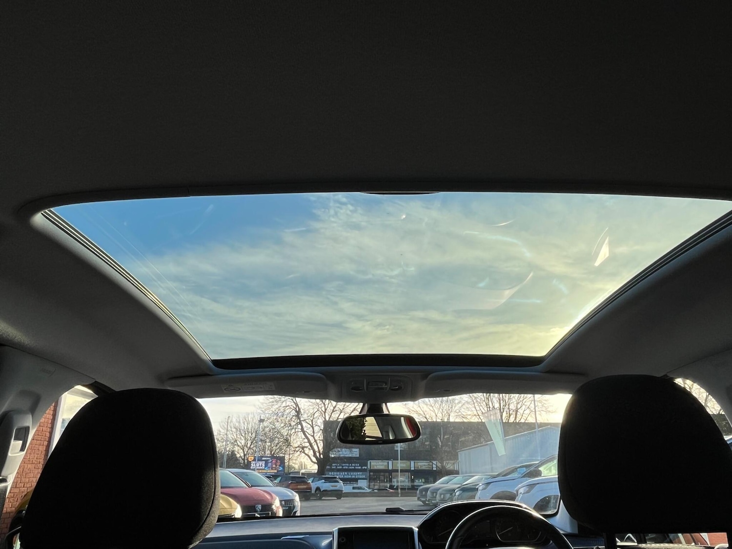 Used Peugeot 208 2016 for sale - 76572867: Photo 24