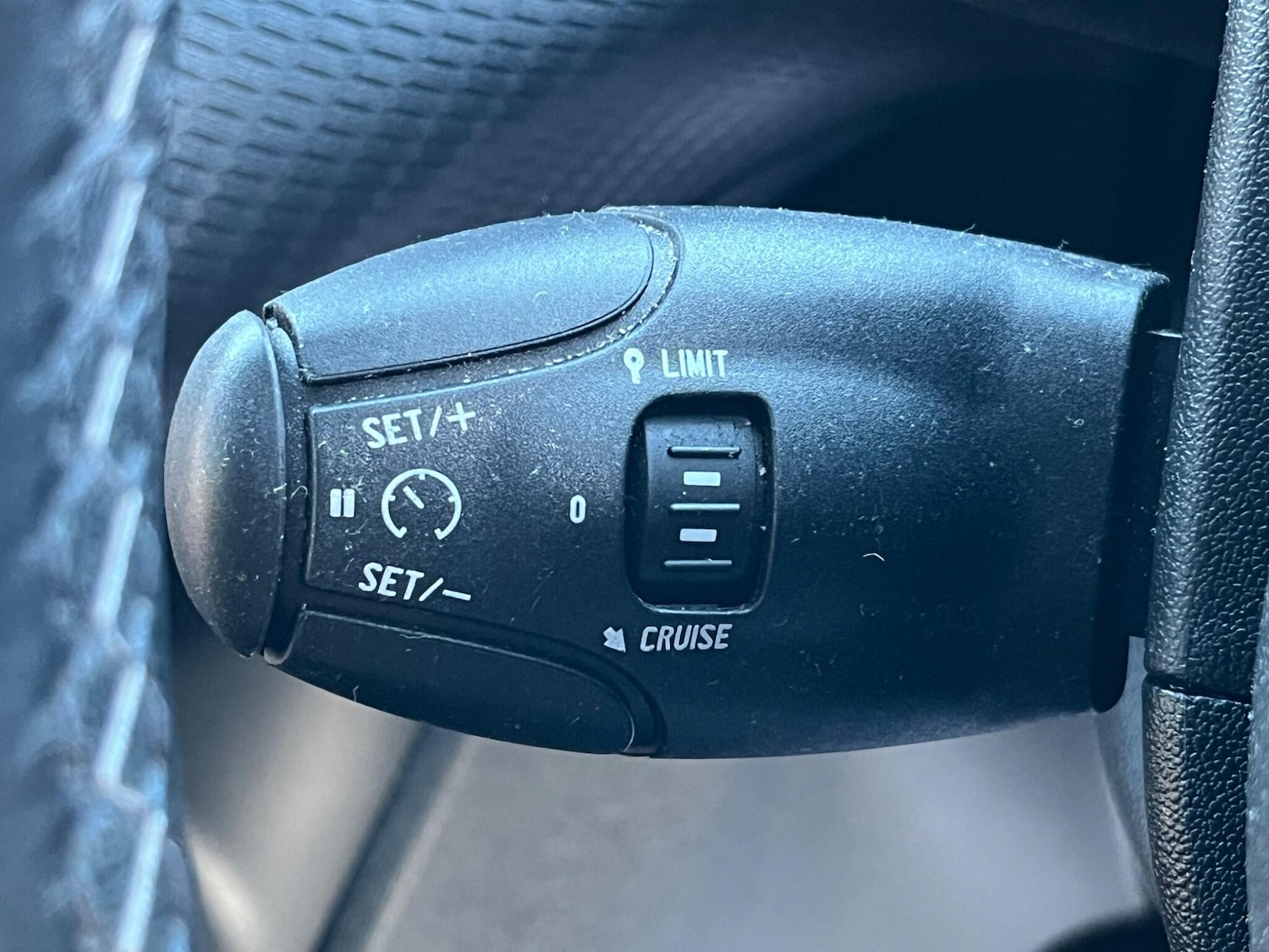 Used Peugeot 208 2016 for sale - 76572867: Photo 42