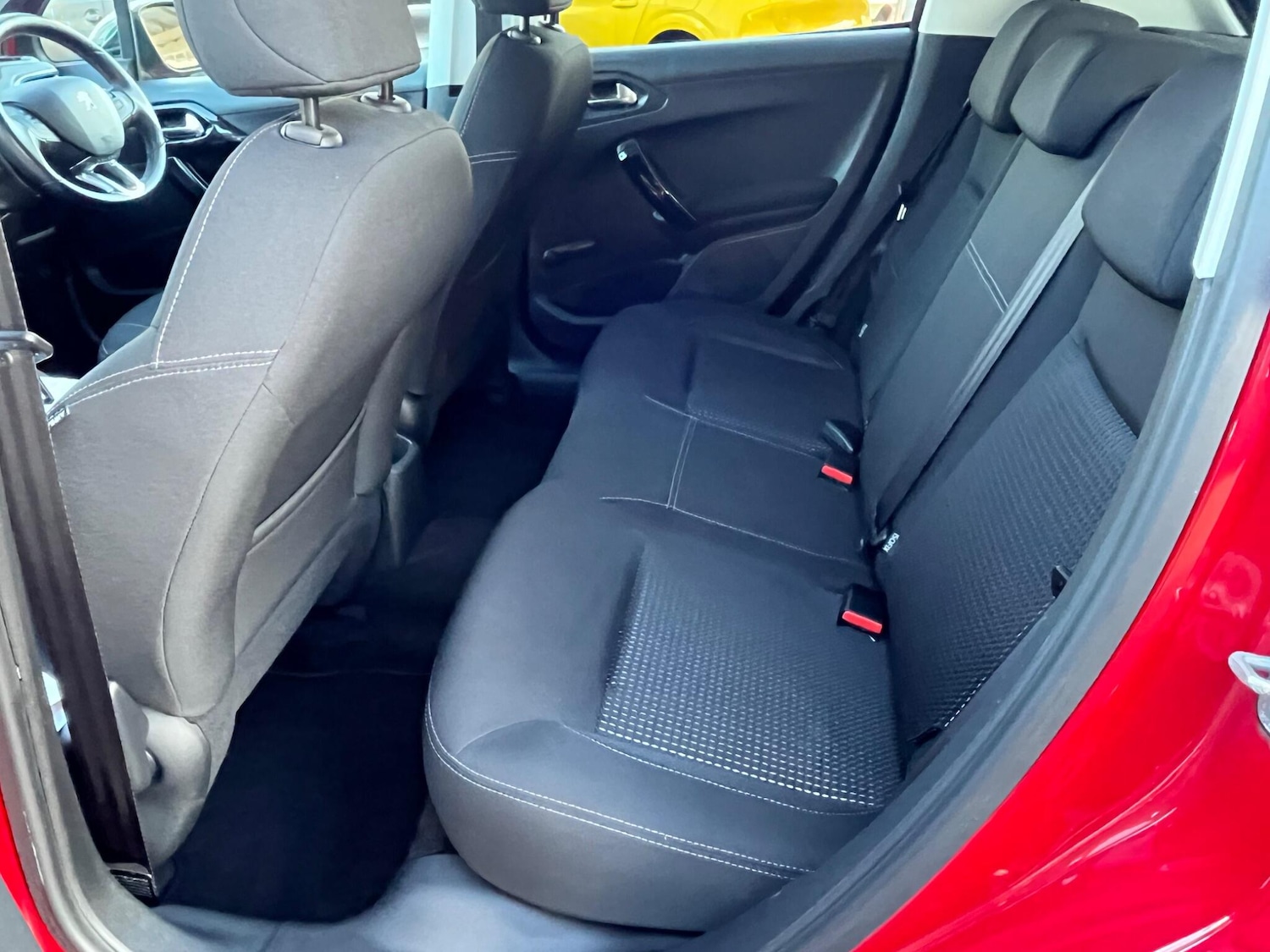 Used Peugeot 208 2016 for sale - 76572867: Photo 43