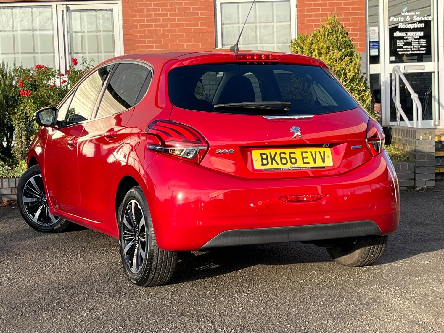 Used Peugeot 208 2016 for sale - 76572867: Photo 5