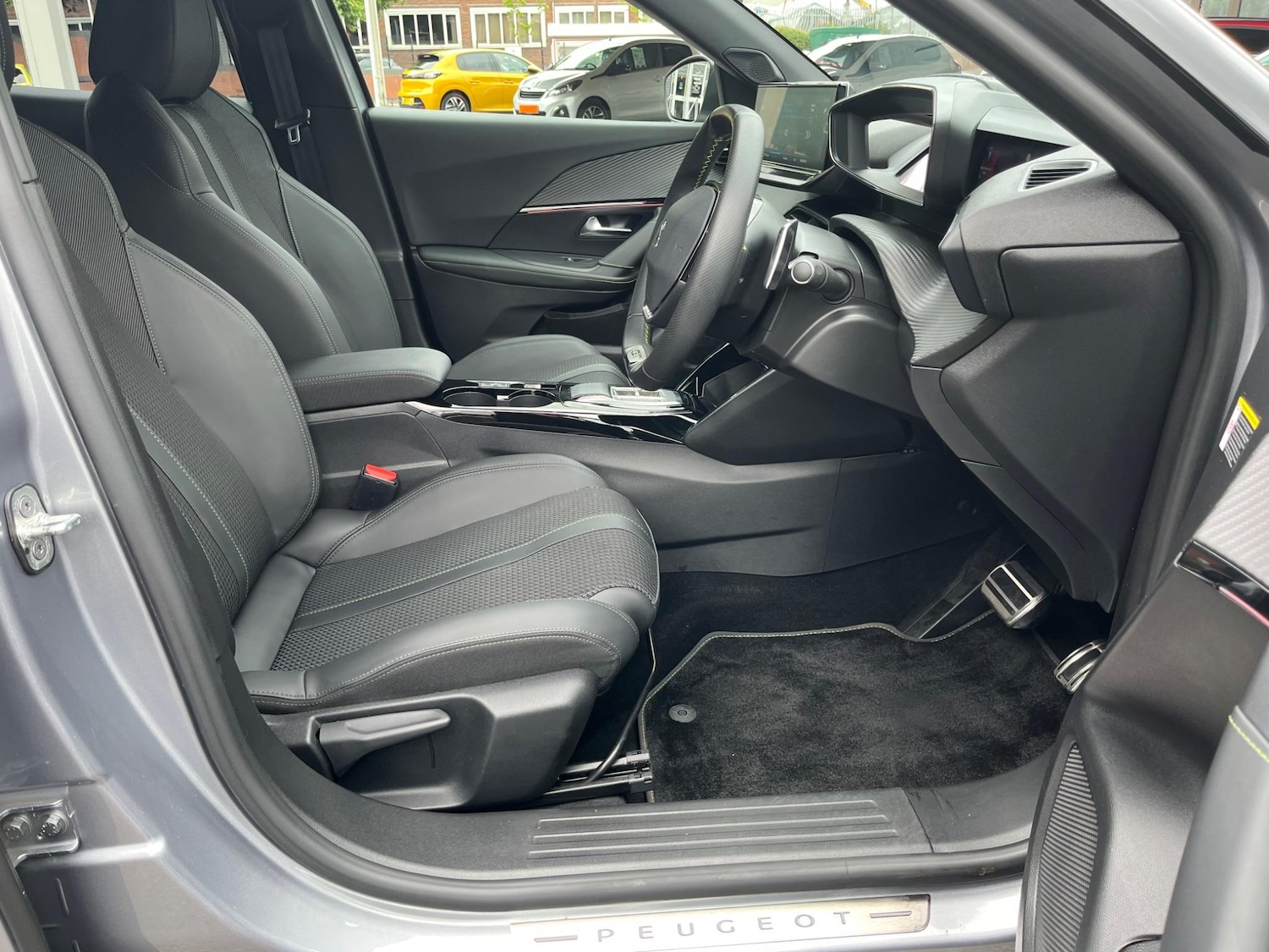 Used Peugeot 2008 2023 for sale - 76189955: Photo 13