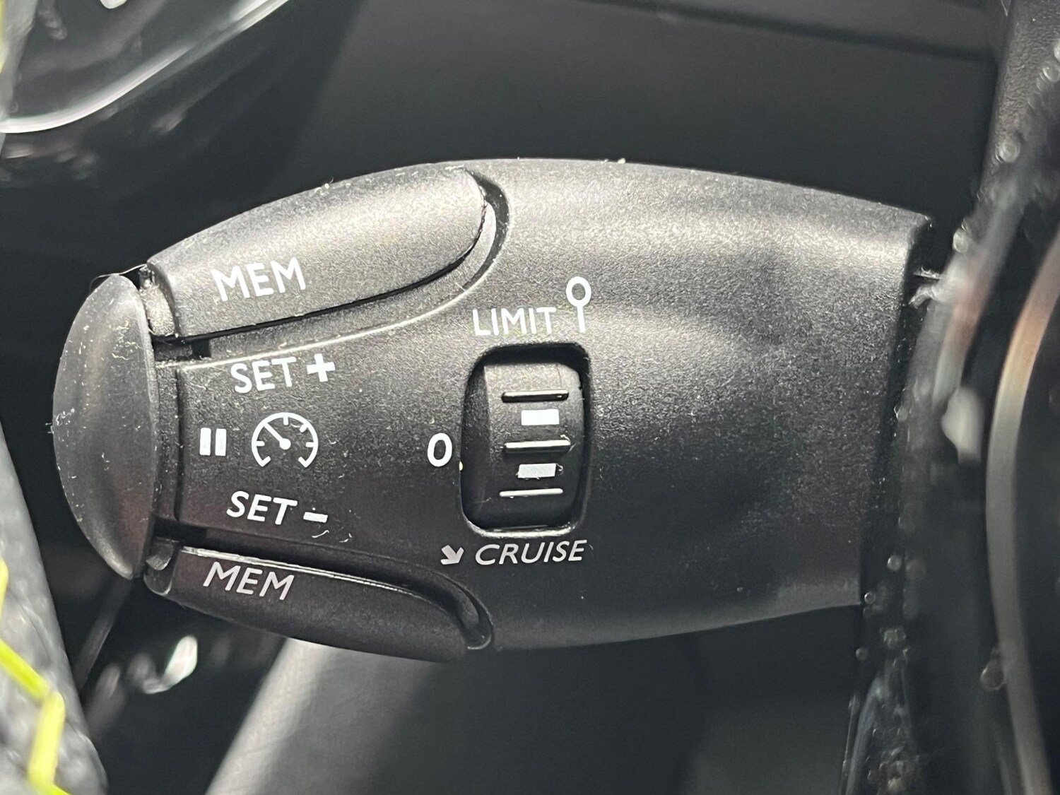 Used Peugeot 2008 2023 for sale - 76189955: Photo 56