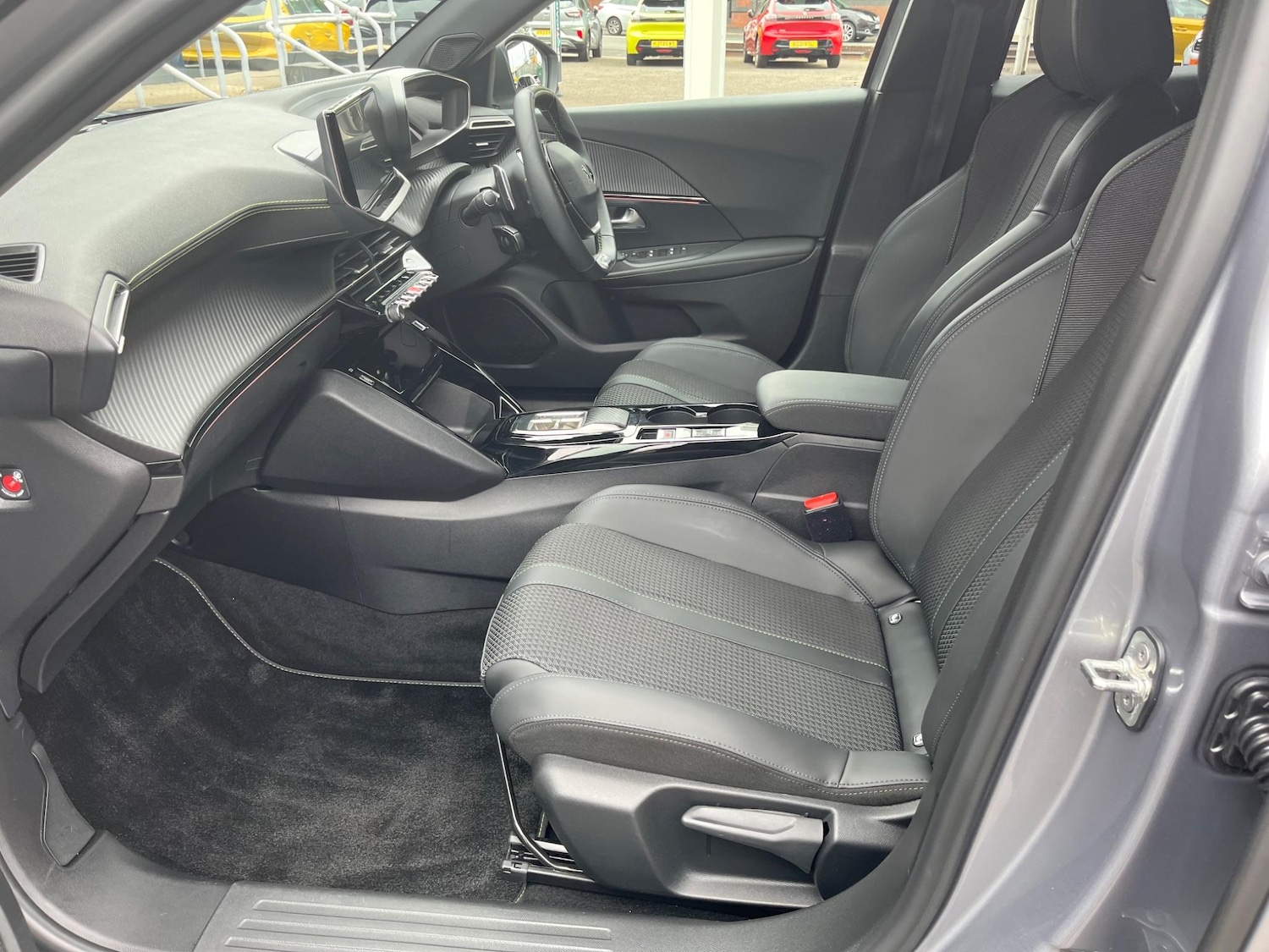 Used Peugeot 2008 2023 for sale - 76189955: Photo 57