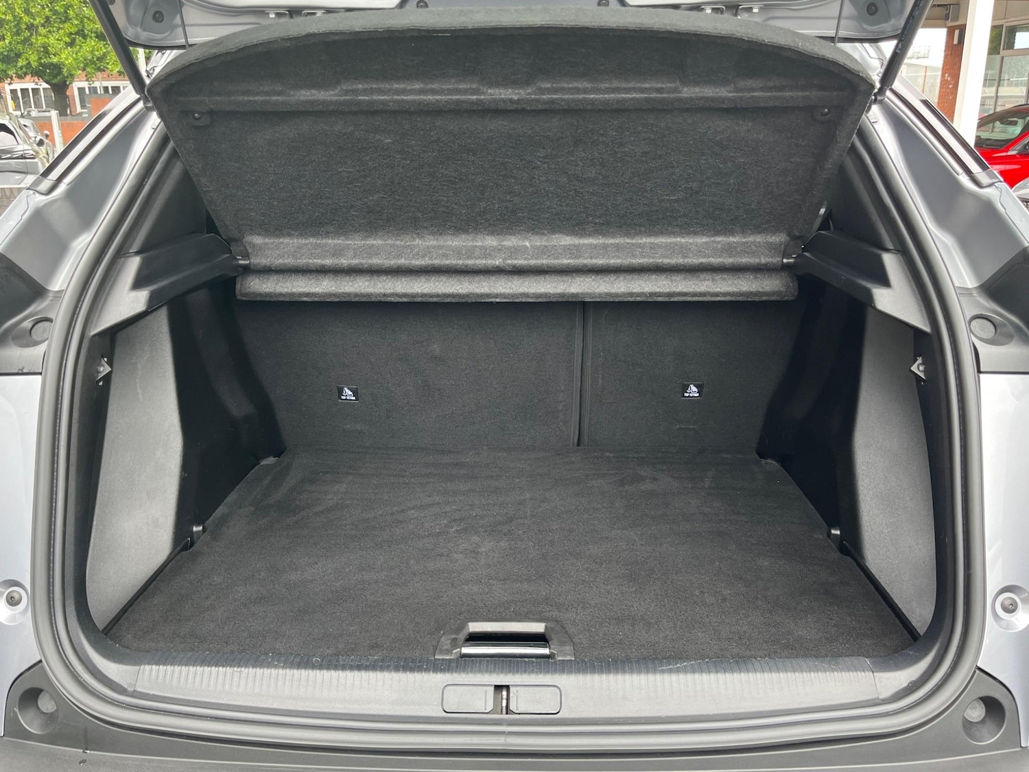 Used Peugeot 2008 2023 for sale - 76189955: Photo 9
