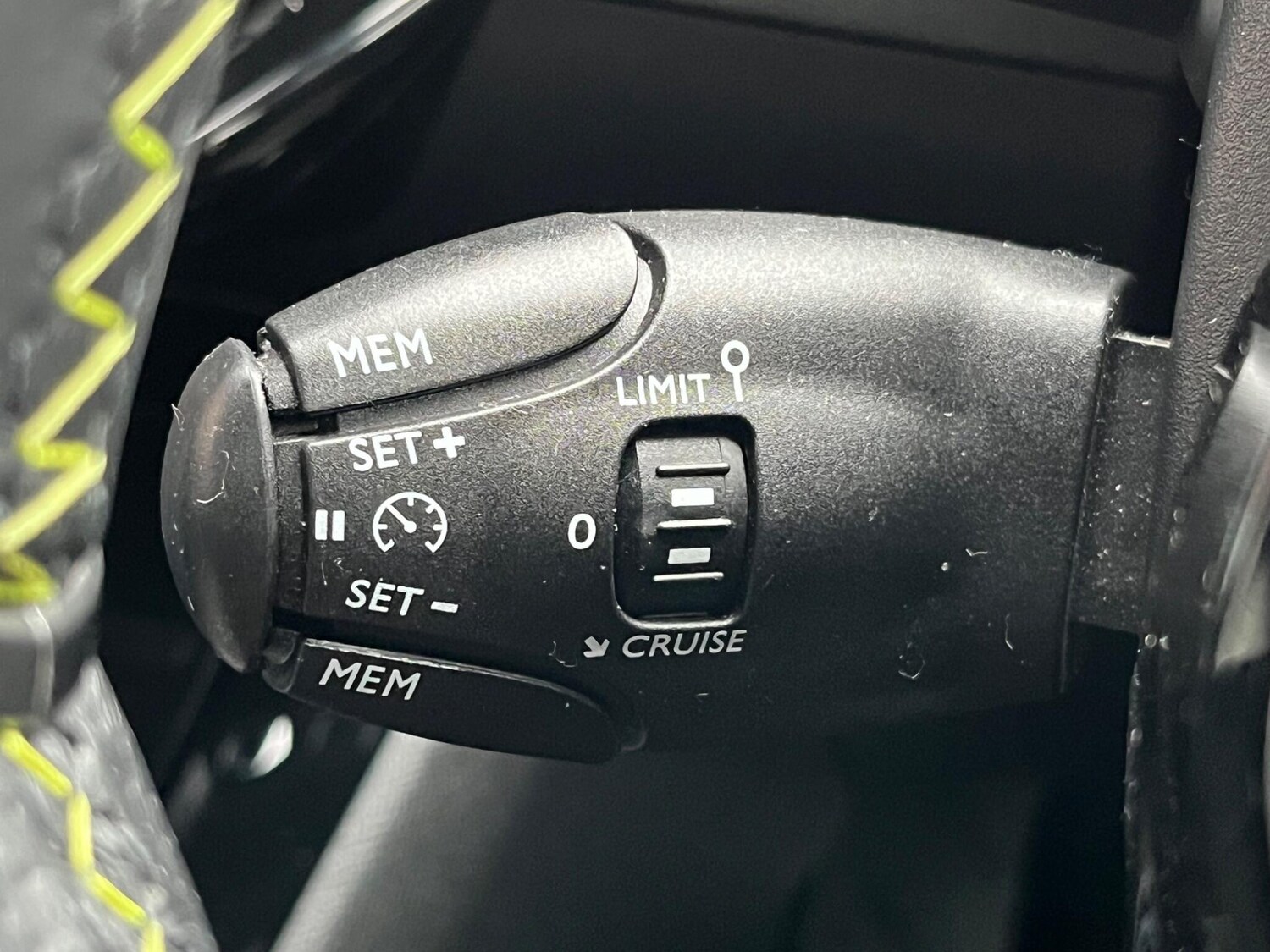 Used Peugeot 2008 2022 for sale - 76283739: Photo 37