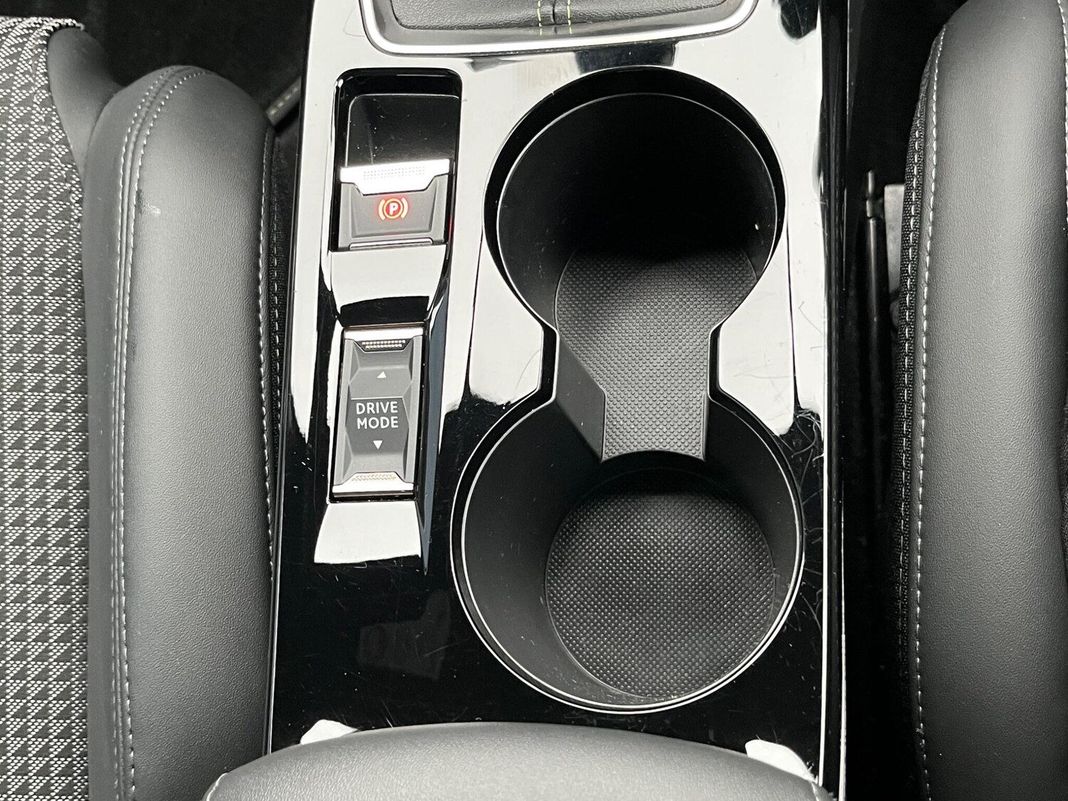 Used Peugeot 2008 2022 for sale - 76283739: Photo 43