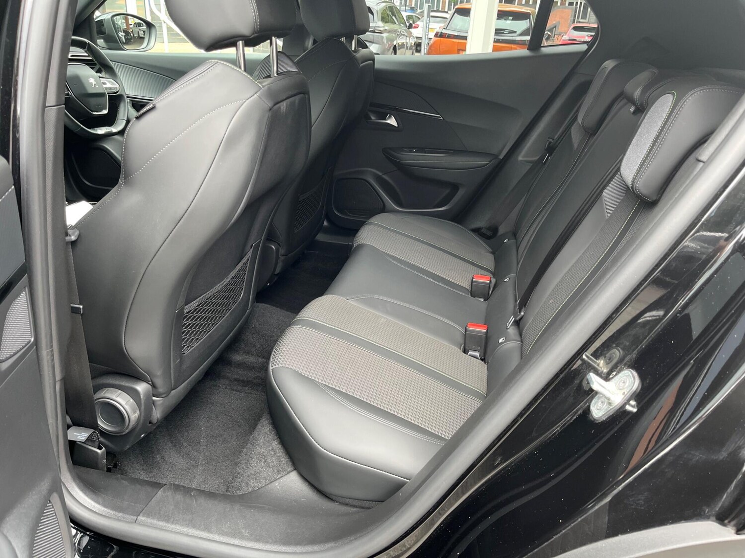 Used Peugeot 2008 2023 for sale - 76190046: Photo 64