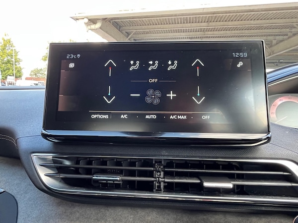Used Peugeot 3008 2021 for sale - 76189983: Photo 17
