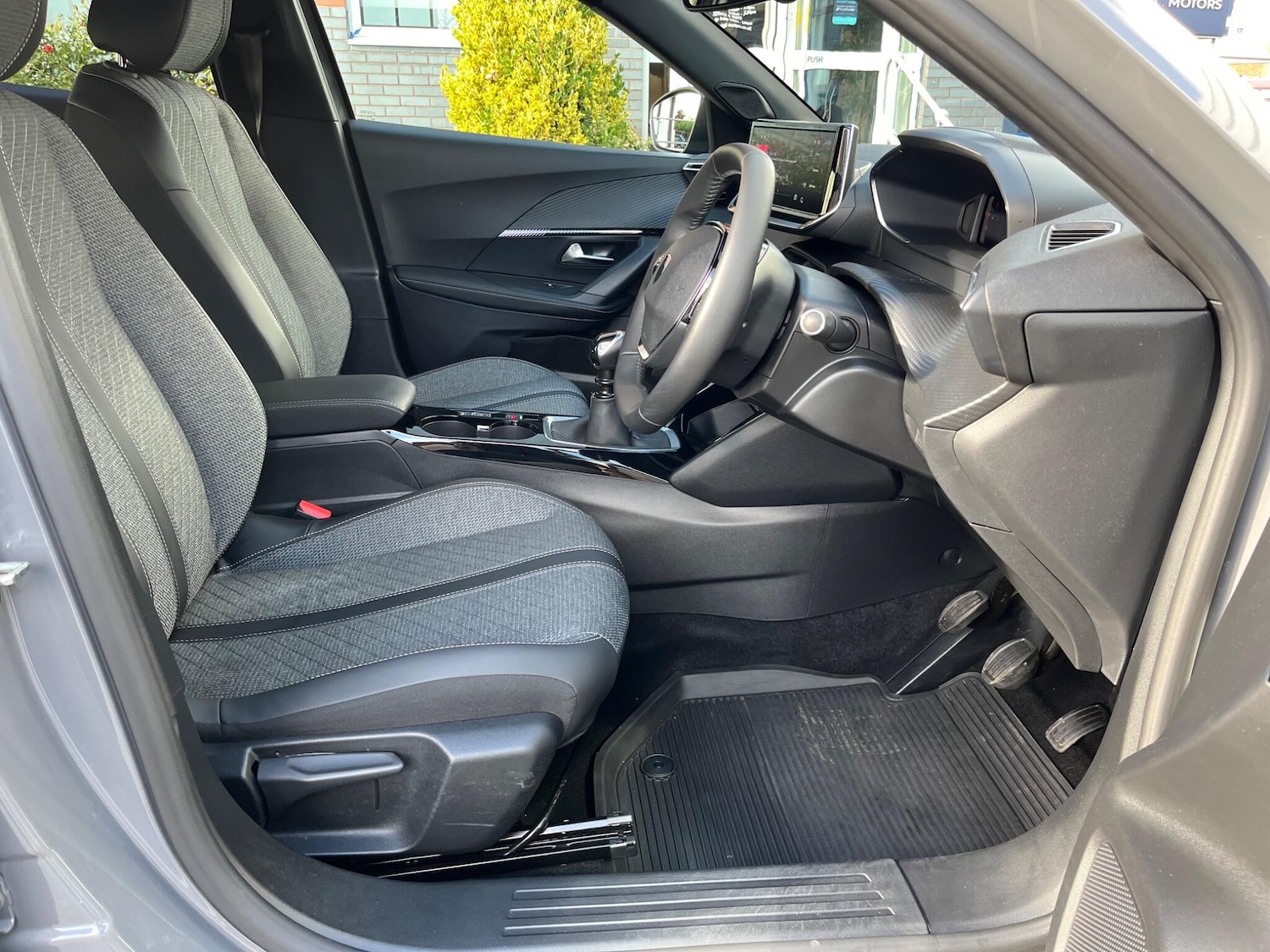 Used Peugeot 2008 2024 for sale - 76389028: Photo 13