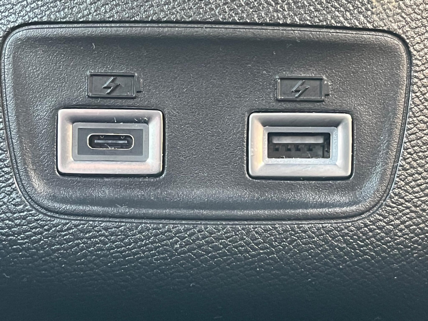 Used Peugeot 2008 2024 for sale - 76389028: Photo 19