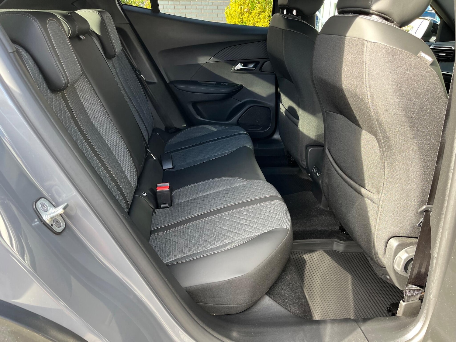 Used Peugeot 2008 2024 for sale - 76389028: Photo 25