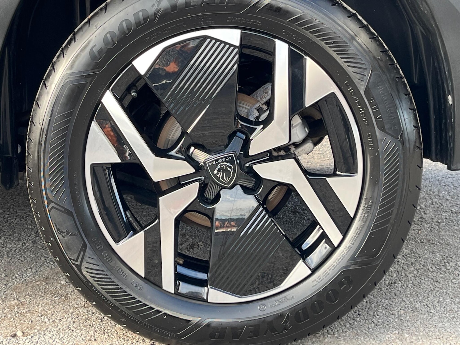 Used Peugeot 2008 2024 for sale - 76389028: Photo 3