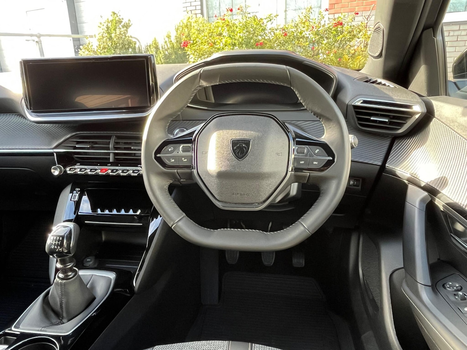 Used Peugeot 2008 2024 for sale - 76389028: Photo 37