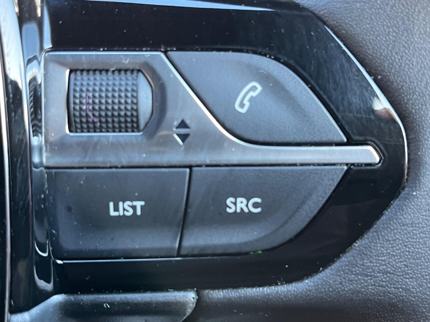 Used Peugeot 2008 2024 for sale - 76389028: Photo 43