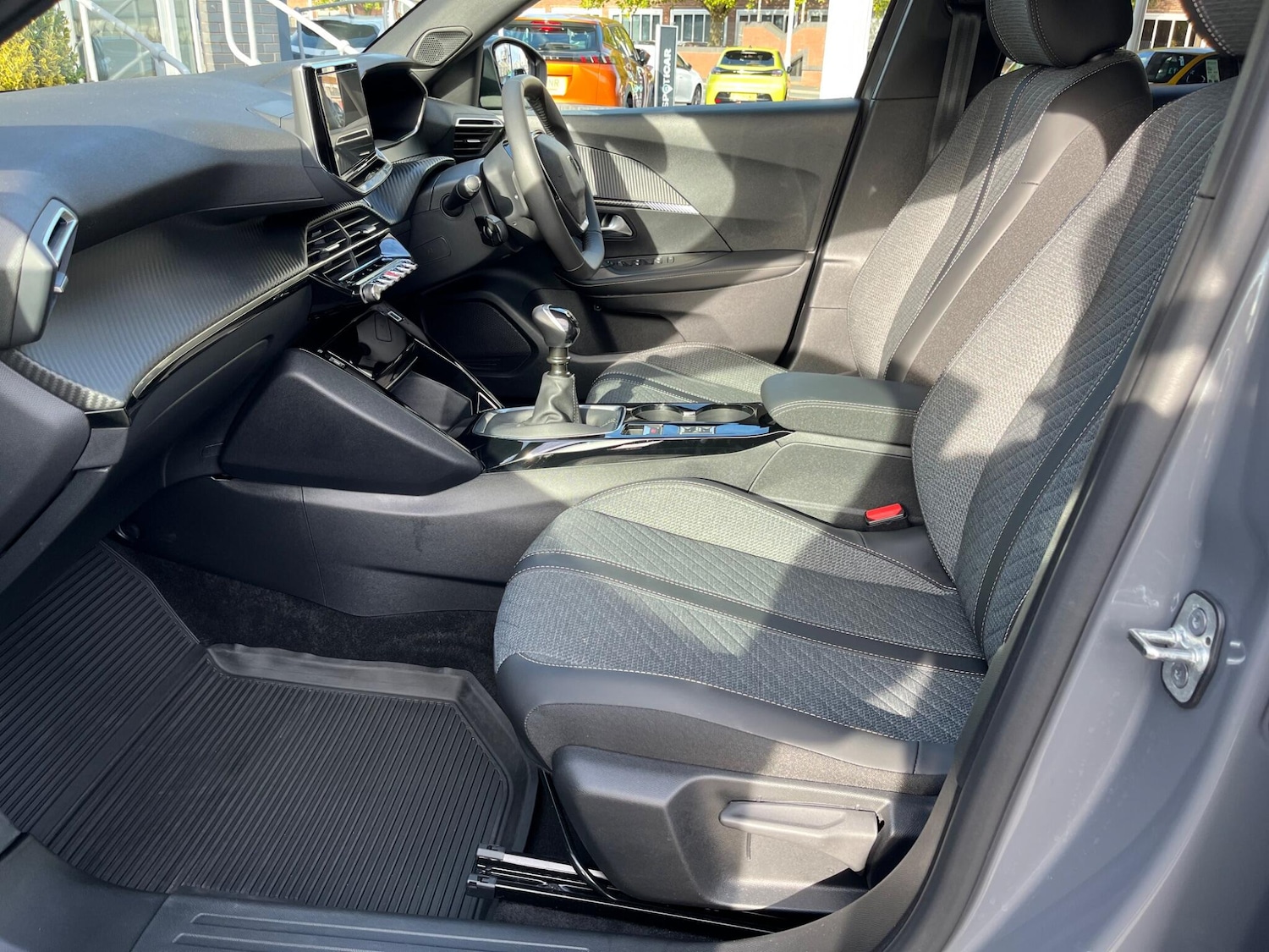 Used Peugeot 2008 2024 for sale - 76389028: Photo 48