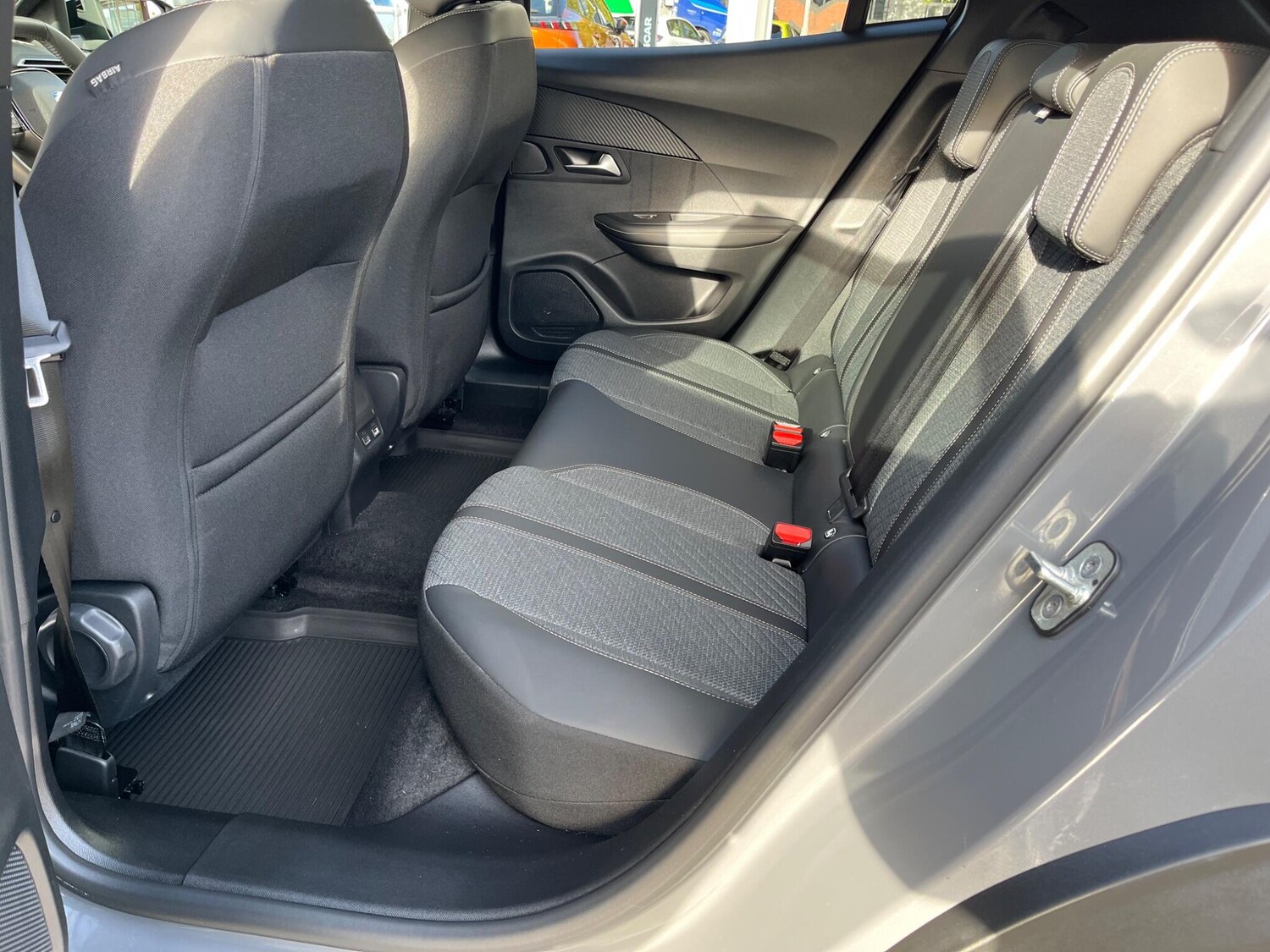 Used Peugeot 2008 2024 for sale - 76389028: Photo 49