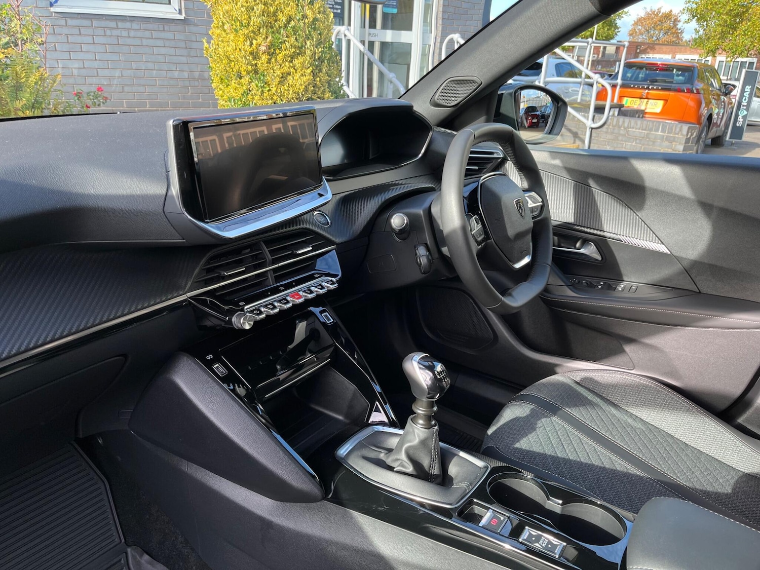 Used Peugeot 2008 2024 for sale - 76389028: Photo 5