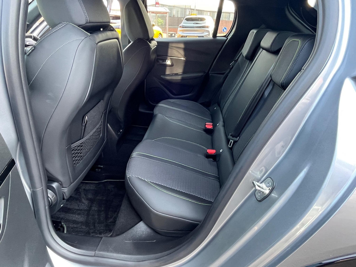 Used Peugeot 208 2024 for sale - 76189260: Photo 32