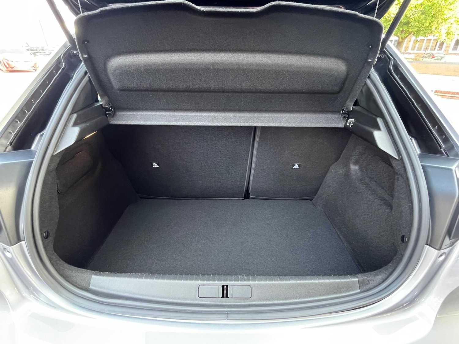 Used Peugeot 208 2024 for sale - 76189260: Photo 9