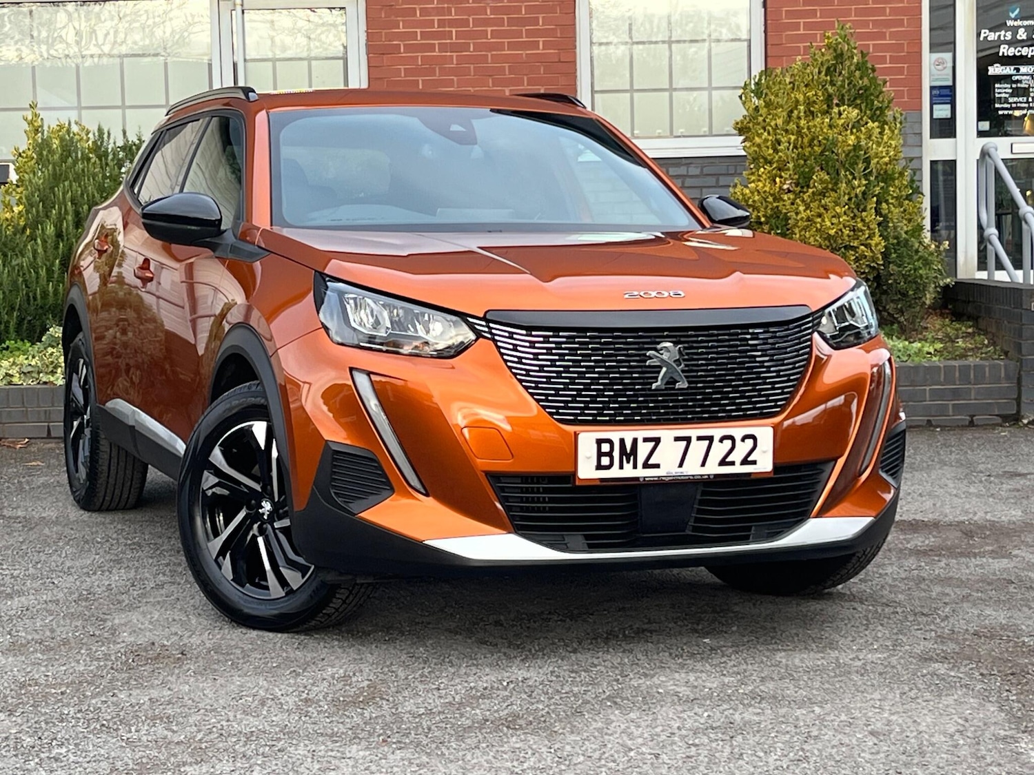Used Peugeot 2008 2023 for sale - 76306315: Photo 2