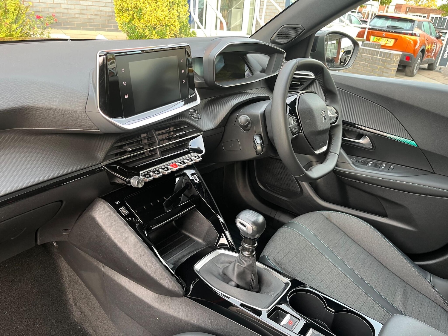 Used Peugeot 2008 2023 for sale - 76306315: Photo 3
