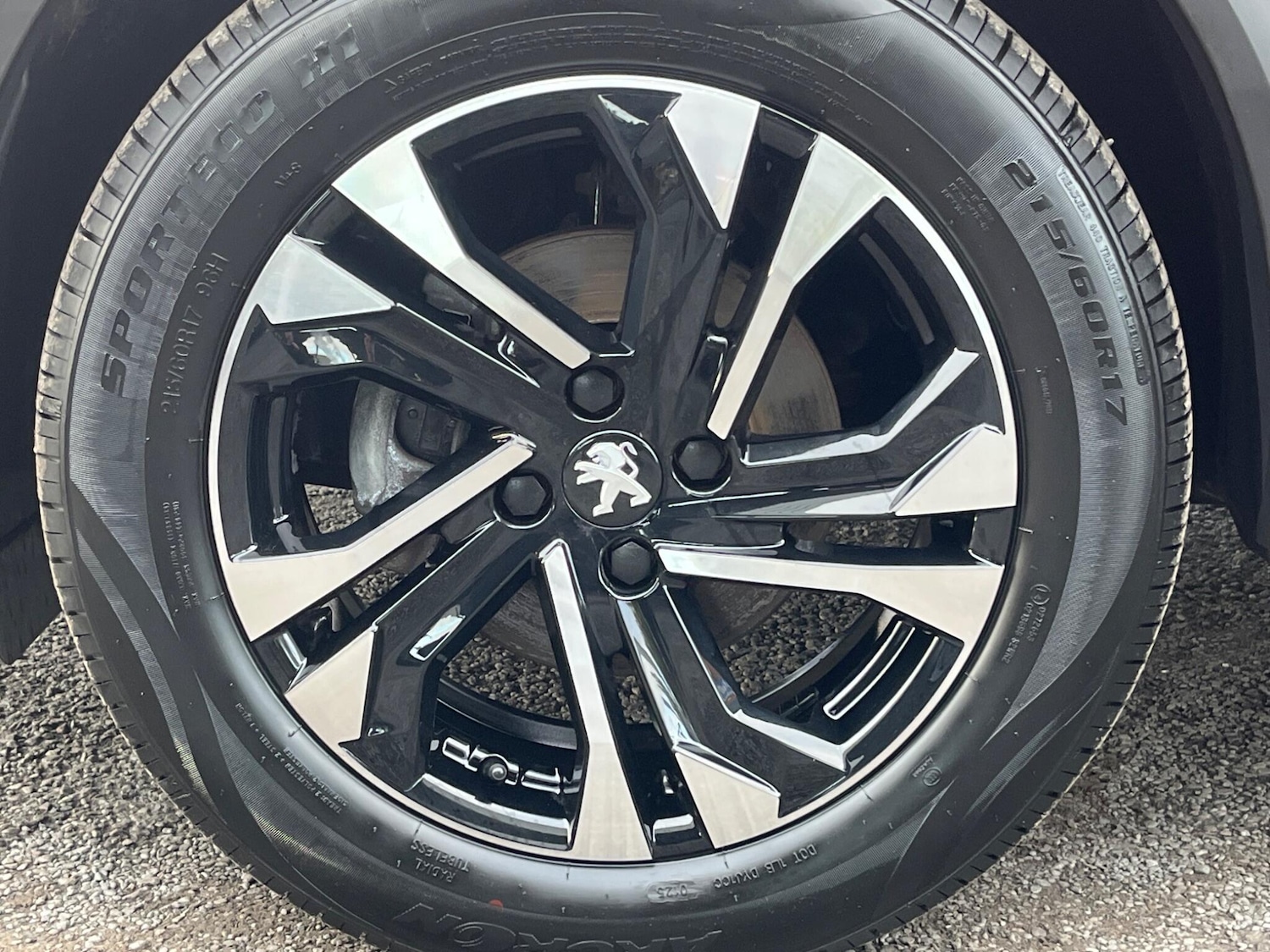 Used Peugeot 2008 2023 for sale - 76306315: Photo 5
