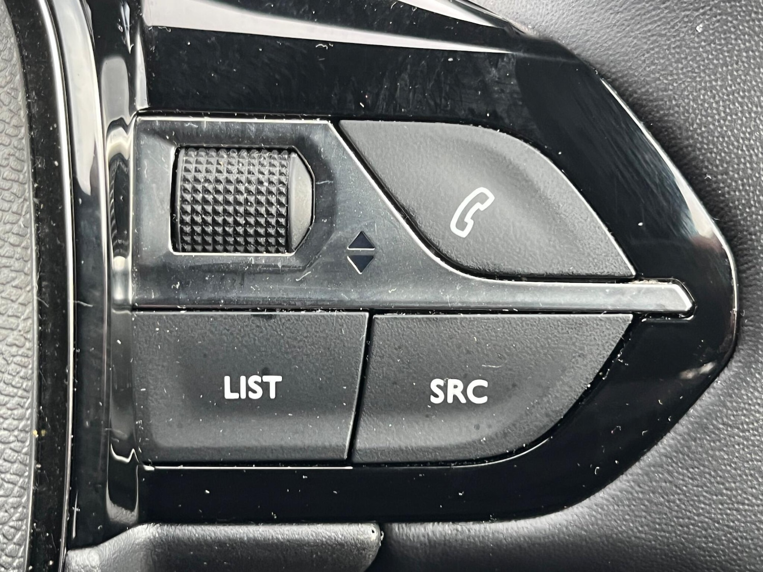 Used Peugeot 2008 2023 for sale - 76306315: Photo 53
