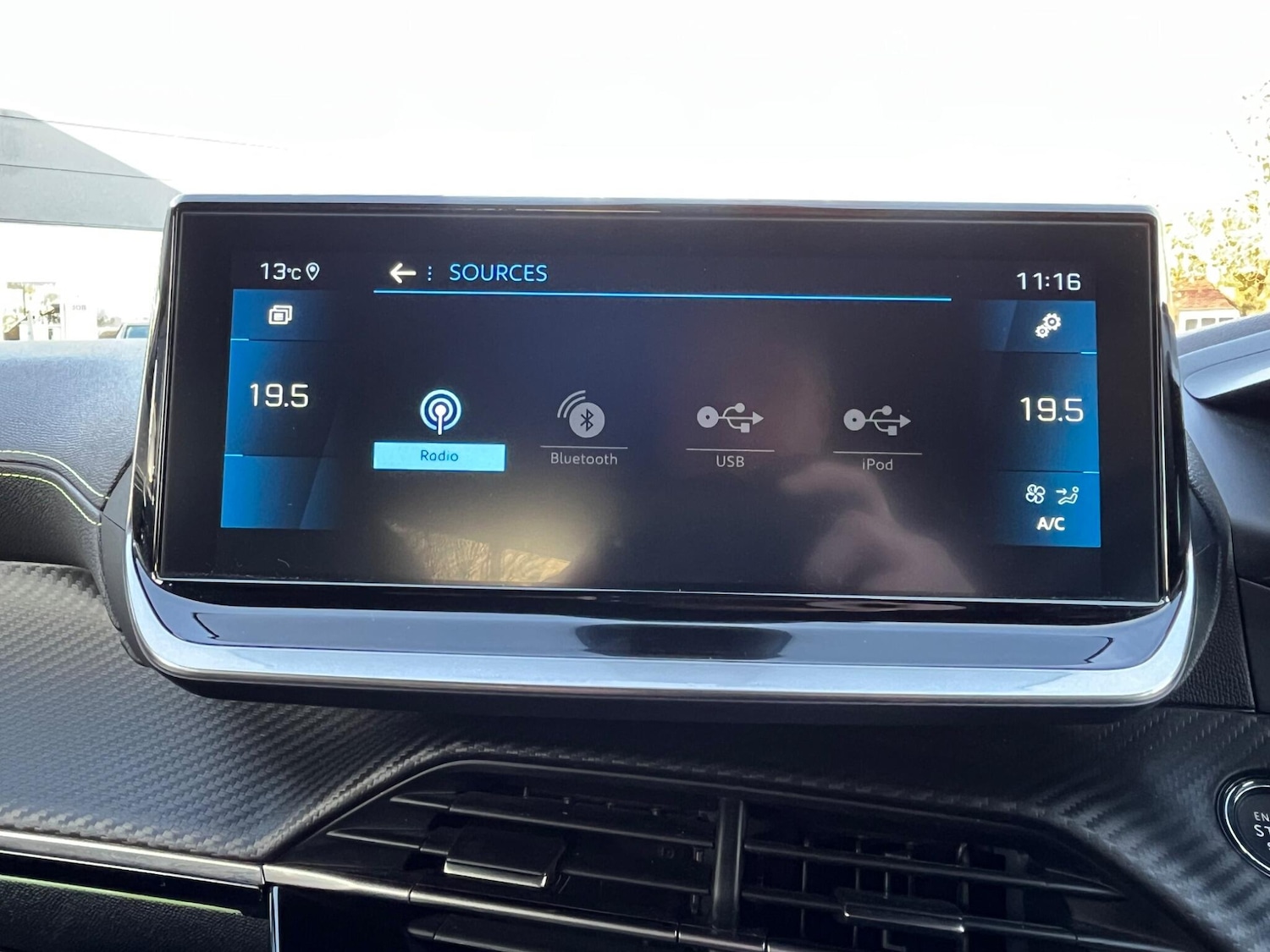 Used Peugeot 208 2022 for sale - 76620476: Photo 19