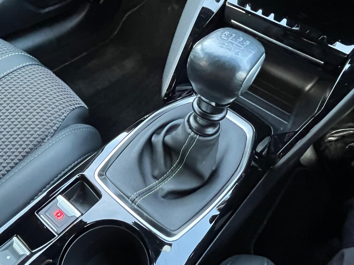 Used Peugeot 208 2022 for sale - 76620476: Photo 30