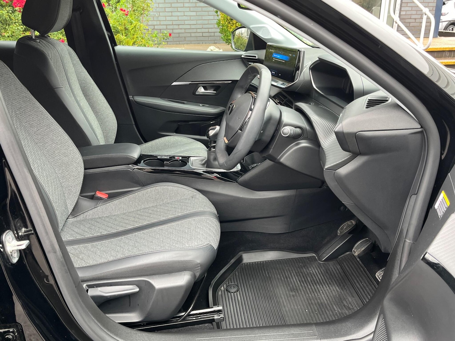 Used Peugeot 208 2024 for sale - 76189786: Photo 13