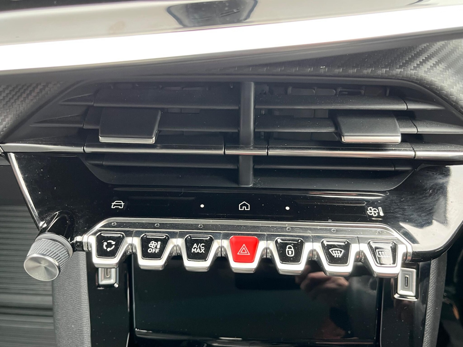 Used Peugeot 208 2024 for sale - 76189786: Photo 31
