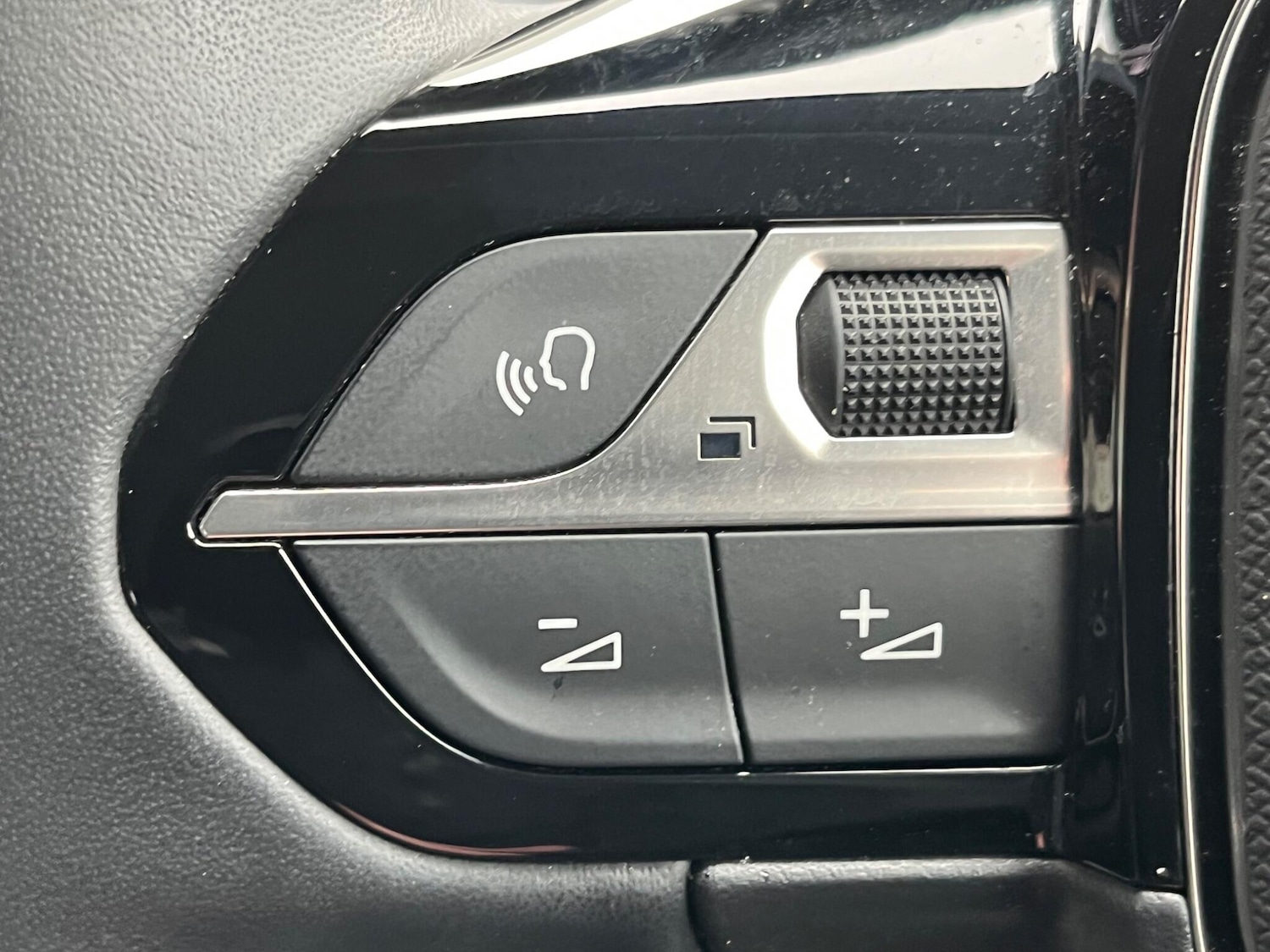Used Peugeot 208 2024 for sale - 76189786: Photo 38