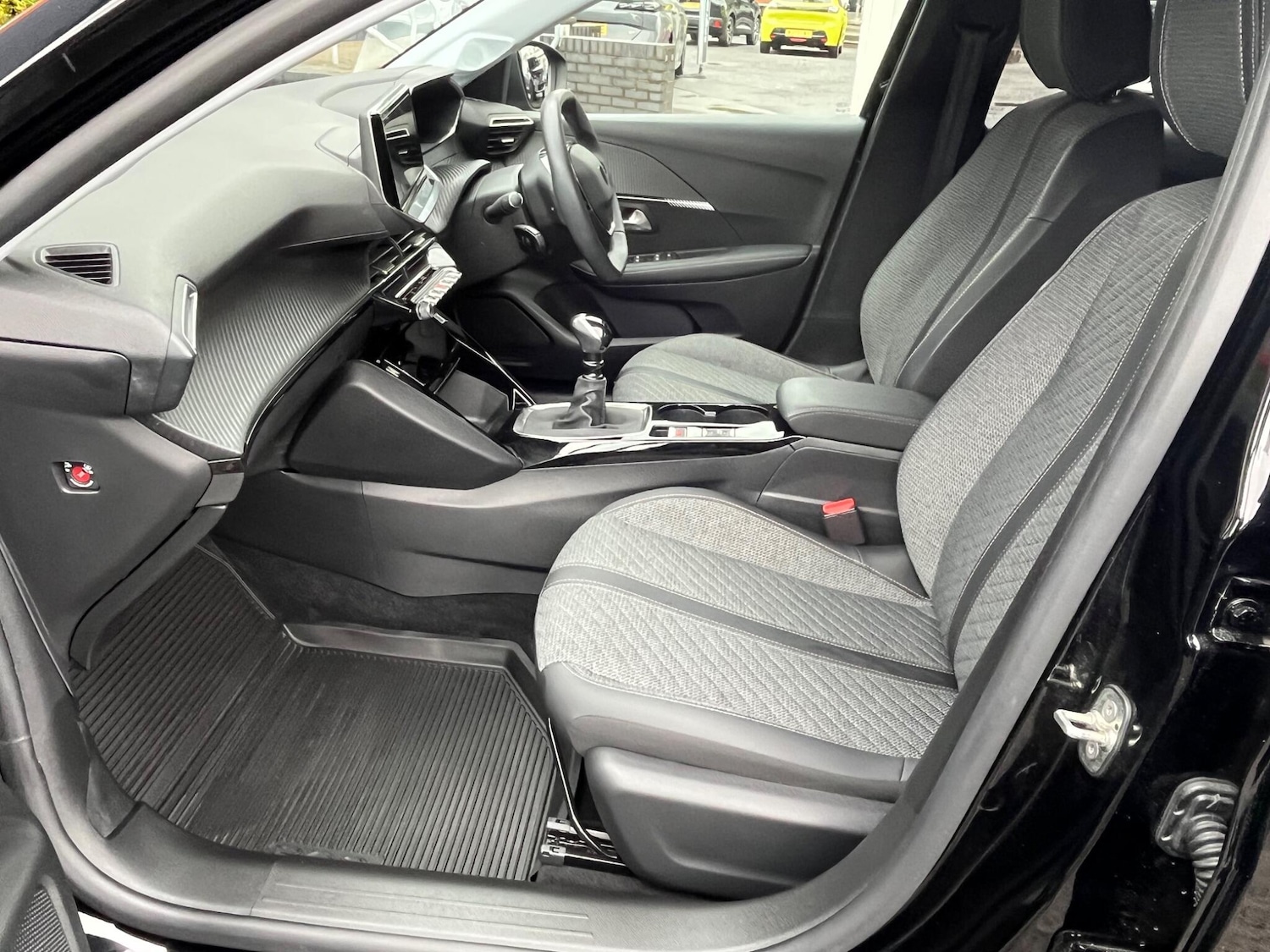 Used Peugeot 208 2024 for sale - 76189786: Photo 48