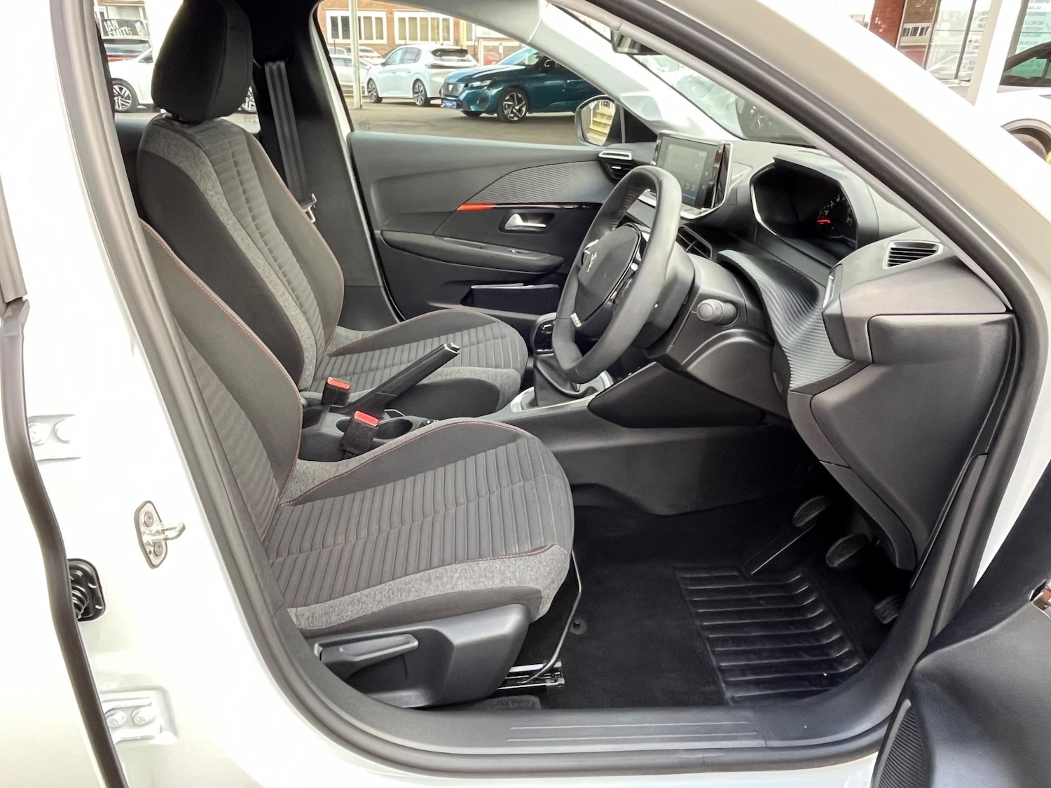 Used Peugeot 208 2022 for sale - 76189182: Photo 23