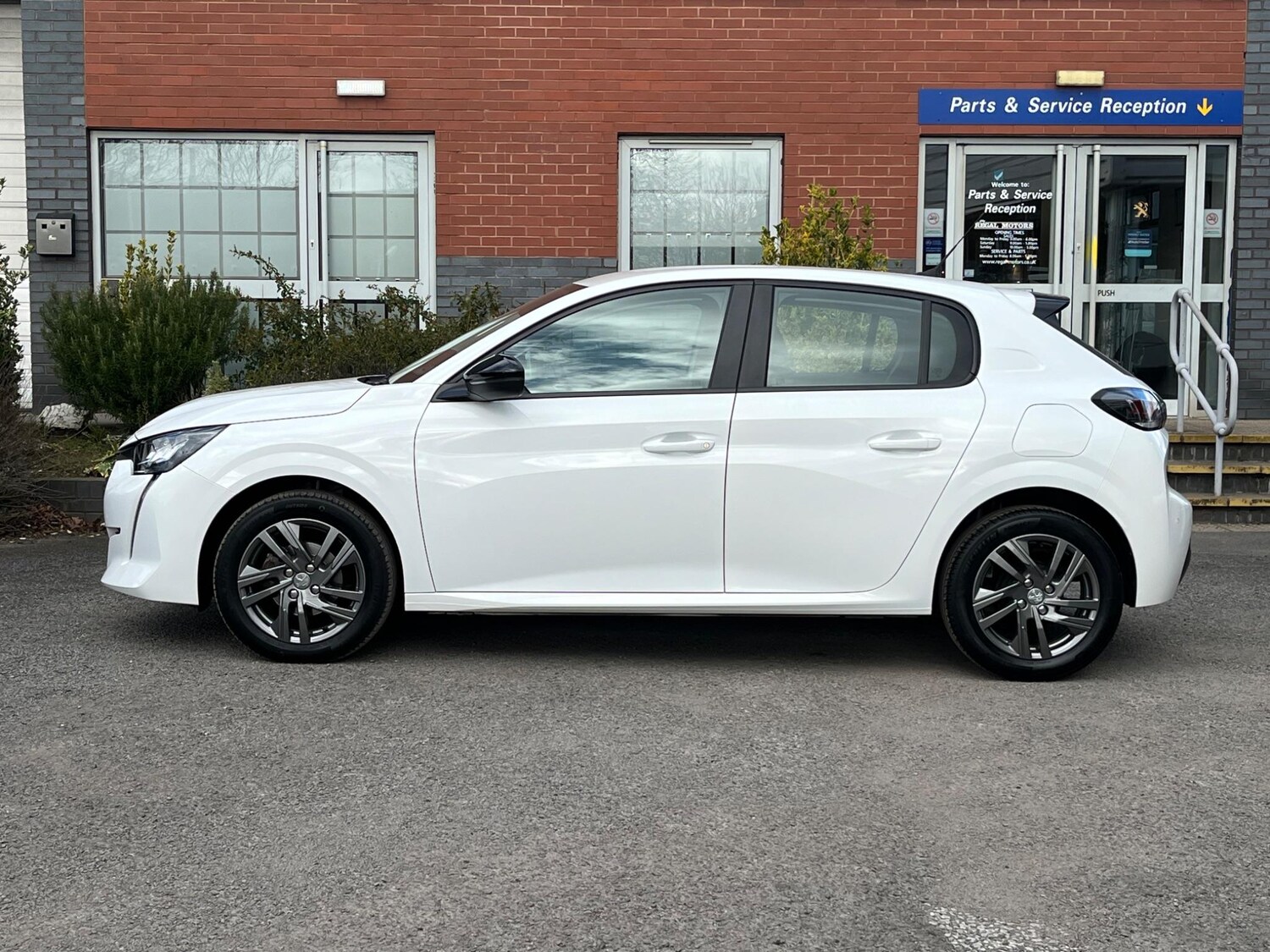 Used Peugeot 208 2022 for sale - 76189182: Photo 33