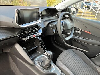 Used Peugeot 208 2022 for sale - 76189182: Photo