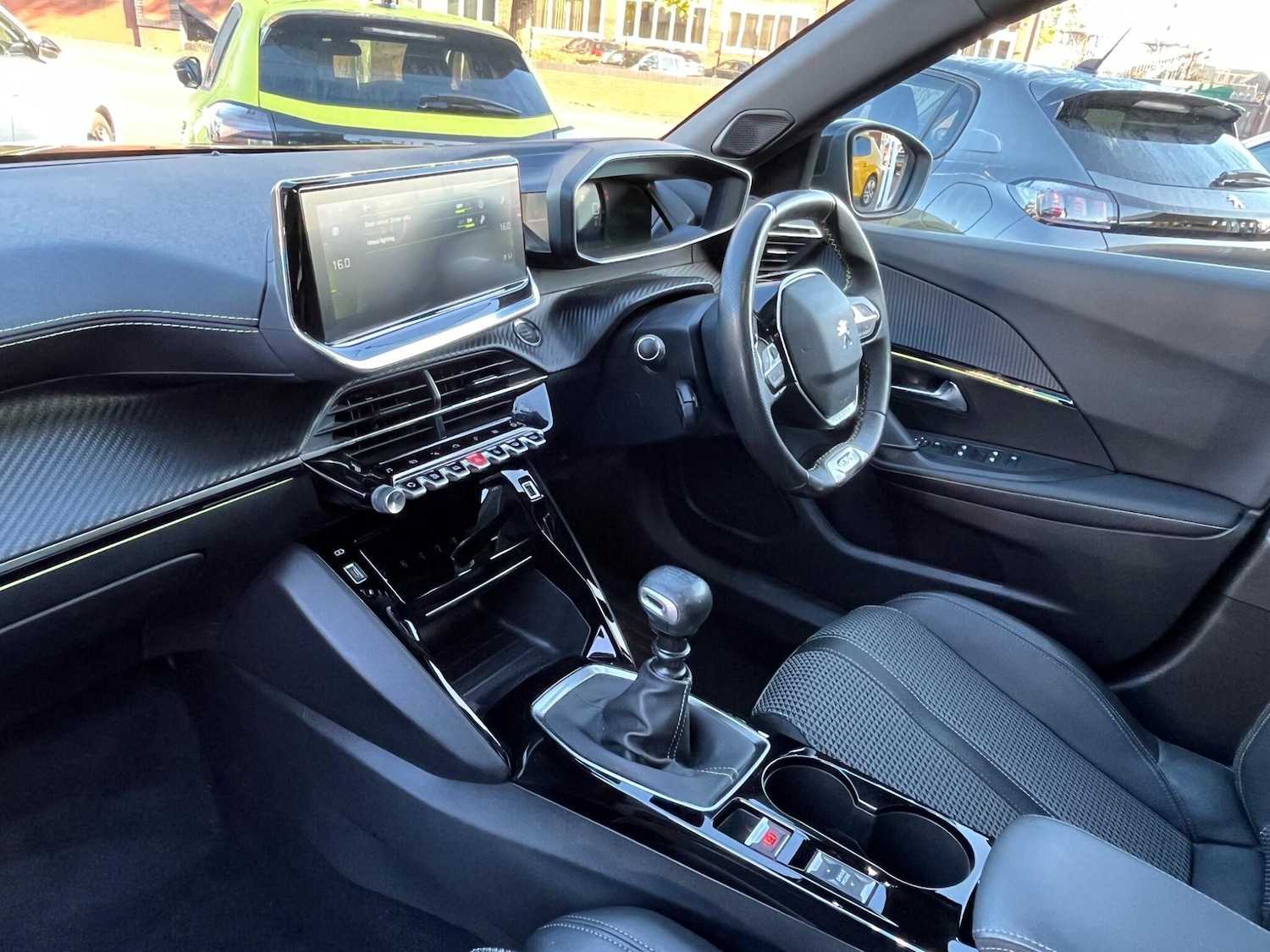 Used Peugeot 2008 2020 for sale - 76307881: Photo 3